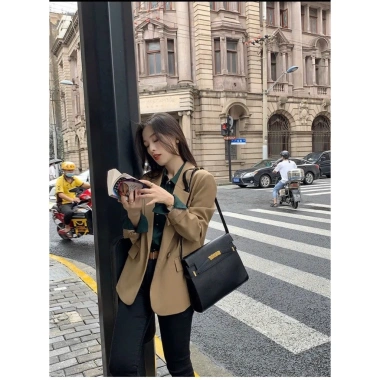 Áo blazer nữ dài tay fom rộng chất vải chéo Mỹ Oxatyl A61 – Giá chỉ 650.000₫
