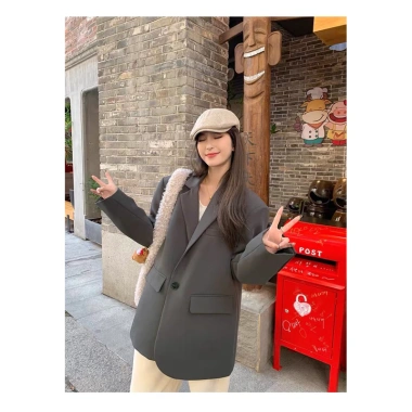 Áo Blazer Nữ Dáng Dài Form Rộng Kiểu Hàn Quốc Mùa Đông Đi Làm Đi Chơi 410.620₫ 6 Áo Blazer Nữ Dáng Dài Form Rộng Kiểu Hàn Quốc Mùa Đông Đi Làm Đi Chơi 410.620₫ 6