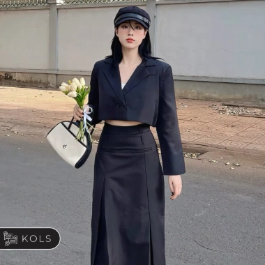 Áo Blazer Nữ Dáng Ngắn Crista Tigma 2 Lớp Lót Lụa Đệm Vai - Sang Trọng, Giá 299k 8