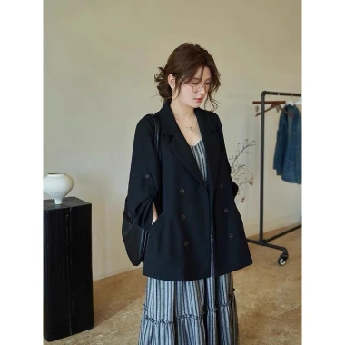 Áo blazer nữ dáng rộng Hàn Quốc AK23 - vest tay lửng xẻ tay, form suông bigsize, công sở sang trọng, giảm giá 335.999₫ 6
