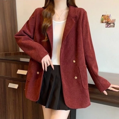 Áo blazer nữ vải nhung trễ vai, thiết kế sang trọng, giảm giá 23% chỉ 246.420₫