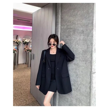 Áo blazer rộng xẻ tà phong cách Hàn Quốc năng động cá tính - QCCC giảm 359.000₫ 10 Áo blazer rộng xẻ tà phong cách Hàn Quốc năng động cá tính - QCCC giảm 359.000₫ 10