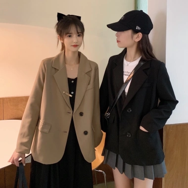 Áo blazer size XXS XS form nhỏ màu nâu tây kiểu Hàn Quốc cho nàng 1m43 giá 318.000 VND 5 Áo blazer size XXS XS form nhỏ màu nâu tây kiểu Hàn Quốc cho nàng 1m43 giá 318.000 VND 5