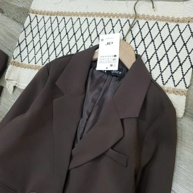 Áo blazer unisex hai lớp cao cấp màu nâu - Vest công sở, giảm giá chỉ 380.000đ 6 Áo blazer unisex hai lớp cao cấp màu nâu - Vest công sở, giảm giá chỉ 380.000đ 6