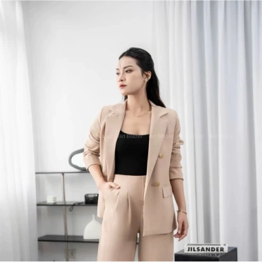 Áo Blazer & Vest Nữ Dài Tay Form Suông Đệm Vai - Sẵn Hàng, Giá 330k 4