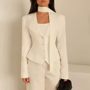 Áo Blazers Dài Tay Màu Trơn Cổ V và Khăn Trang Trí - Phù Hợp Thu Đông Ưu Đãi 329k
