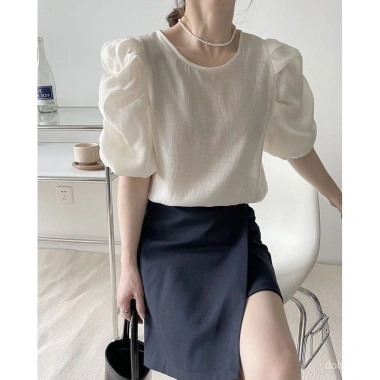 Áo blouse Barong nữ tay phồng hiện đại Casual 1/2, có sẵn hàng, giá 254.141₫ 8 Áo blouse Barong nữ tay phồng hiện đại Casual 1/2, có sẵn hàng, giá 254.141₫ 8