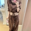 Áo Blouse Retro Cao Cấp Ôm Body - Phong Cách Thu Đông 2.025, Giá Ưu Đãi 142.560₫ 4