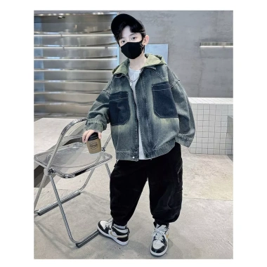 Áo Bomber Denim Rách Oversize cho Bé Trai Xuân Thu - Cotton Dạo Phố, 295k