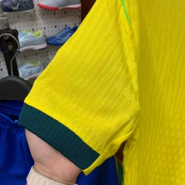 Áo bóng đá Brazil 2.024 - Mè Hàn cao cấp, thoáng mát, giá 250.000 VND