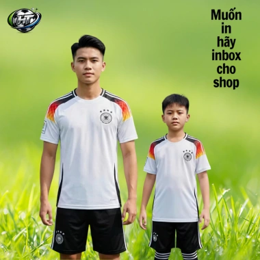 Áo bóng đá thiết kế in tên số theo yêu cầu Nam Nữ size 10‑85kg, giá chỉ 81.200₫ 5 Áo bóng đá thiết kế in tên số theo yêu cầu Nam Nữ size 10‑85kg, giá chỉ 81.200₫ 5