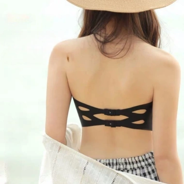 Áo bra chất su mềm mại quai ngang không lộ viền, không dây đơn giản AMYBRA B8.883 – 49.000₫ 5