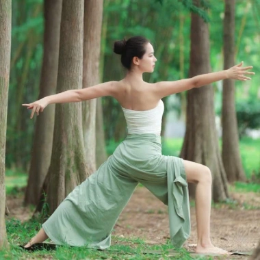 Áo Bra Không Dây Nữ Đệm Mút Ôm Ngực Chống Tụt Thun Lạnh Co Giãn Thoáng Mát A8 8