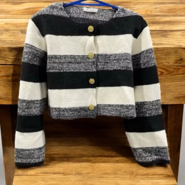 Áo cadigan len nữ cổ cao, có cầu vai, size S-M, giảm giá 17%, chỉ 380.000₫ 6