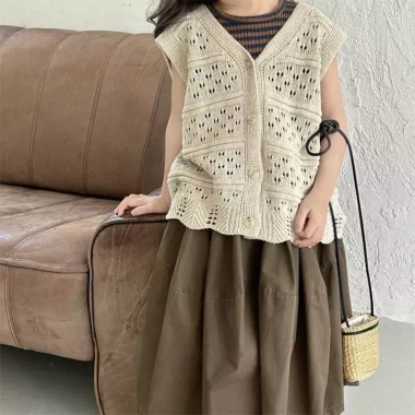 Áo Cardigan Đan Bé Gái + Quần Ống Rộng Hàn Quốc Xuân Hè 2.025 Mềm Mại Dễ Thương 3 Áo Cardigan Đan Bé Gái + Quần Ống Rộng Hàn Quốc Xuân Hè 2.025 Mềm Mại Dễ Thương 3
