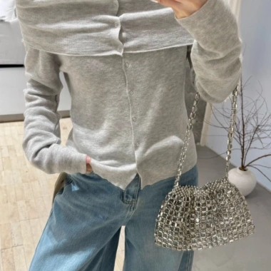 Áo Cardigan Dệt Kim Mỏng Nữ Tay Dài Ôm Fit Thanh Lịch Giá chỉ 127.354₫ 3 Áo Cardigan Dệt Kim Mỏng Nữ Tay Dài Ôm Fit Thanh Lịch Giá chỉ 127.354₫ 3