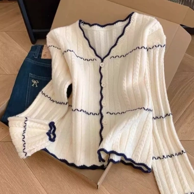 Áo Cardigan Dệt Kim Mùa Thu Thời Thượng 2.025 Giá 117.612 VND Giảm 23% 2