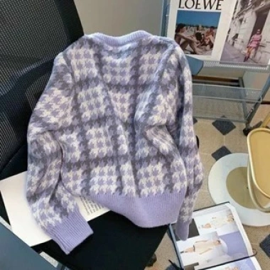 Áo cardigan len kẻ hồng tím cổ tròn cúc đồng, mềm mịn, big size, hàng Quảng Châu, giảm còn 149k 6 Áo cardigan len kẻ hồng tím cổ tròn cúc đồng, mềm mịn, big size, hàng Quảng Châu, giảm còn 149k 6