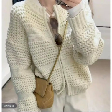 Áo cardigan len ngắn khóa kéo dày dặn KUNKUN SP410 sẵn ship 189.000đ 2