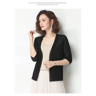 Áo cardigan nữ màu trơn cổ V tay dài mỏng, dệt kim lụa lạnh, rộng rãi, giá 142.759₫ 9 Áo cardigan nữ màu trơn cổ V tay dài mỏng, dệt kim lụa lạnh, rộng rãi, giá 142.759₫ 9