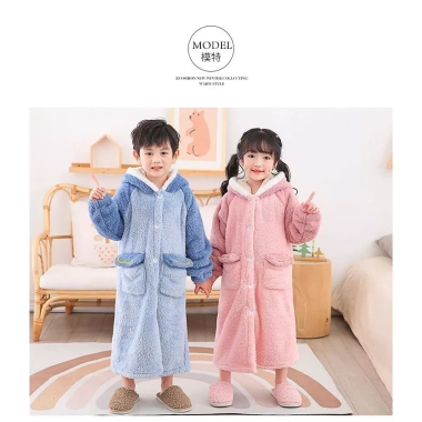 Áo choàng tắm trẻ em flannel dày dài, ấm áp mùa đông cho bé trai, bé gái, hoạt hình, tay dài - Giá 446.867 VND 6