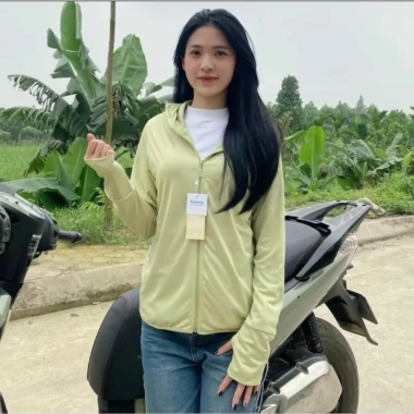 Áo Chống Nắng Nữ 2 Lớp Mũ Lưỡi Trai, Lưới Tản Nhiệt, Chống UV, Giá 99.000 VND 7 Áo Chống Nắng Nữ 2 Lớp Mũ Lưỡi Trai, Lưới Tản Nhiệt, Chống UV, Giá 99.000 VND 7