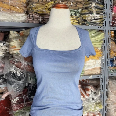 Áo cổ khoét cộc bozip đa màu, xinh xắn, giảm giá 23% chỉ 82.800₫ - Thời trang mùa hè