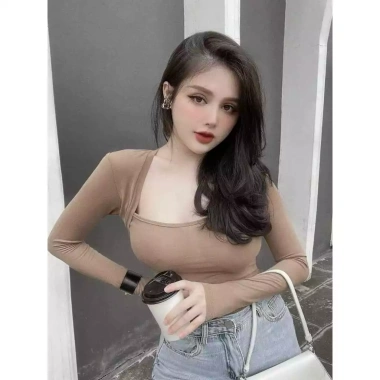Áo cổ vuông khoét dài tay dáng mới - Tôn ngực cá tính, giảm còn 82.800₫ 10 Áo cổ vuông khoét dài tay dáng mới - Tôn ngực cá tính, giảm còn 82.800₫ 10