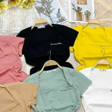 Áo cổ vuông tay ngắn thêu chữ, zip xịn, nhiều màu - Giá chỉ 79.350₫
