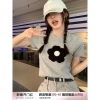 Áo cộc ngắn tay mùa hè màu xám cổ tròn họa tiết bông hoa thời trang Hàn Quốc nữ bigsize QCCC KK SP130 giảm còn 190.000 VND 4