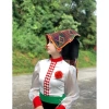 Áo cóm cổ đứng lụa mềm trắng, cổ đỏ nẹp đỏ, tay tơ dài - Dân tộc Thái, giá 270k