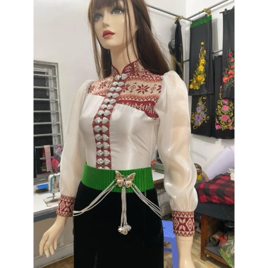 Áo Cóm Thổ Cẩm Tay Tơ Dài Dân Tộc Thái - Giá 275.000 Được giảm còn 220.000 8 Áo Cóm Thổ Cẩm Tay Tơ Dài Dân Tộc Thái - Giá 275.000 Được giảm còn 220.000 8