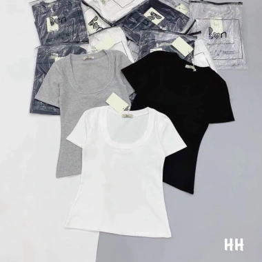 Áo cotton zip đẹp cổ chữ U bọc viền, to phom ôm co dãn, giá 49.000đ giảm sâu