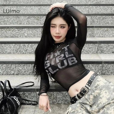 Áo Crop Top Cổ Tròn Tay Dài Chữ In Lưới Đồ Họa Nữ SBS - Giá chỉ 45.144 VND