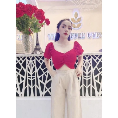 Áo croptop rúm ngực nhún lưng - Thiết kế sexy, giá chỉ 82.800₫ giảm mạnh 8 Áo croptop rúm ngực nhún lưng - Thiết kế sexy, giá chỉ 82.800₫ giảm mạnh 8