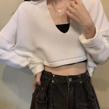 Áo Croptop Tay Dài Cổ Khoét Gợi Cảm Sexy - Giá 124.200₫ Giảm Đặc Biệt