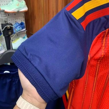 Áo Đá Bóng Tây Ban Nha World Cup 2.026 Vải Mè Thái Caro Co Giãn 4 Chiều Thoáng Mát Thấm Hút 220.000 VND