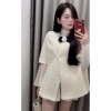 Áo dạ trắng kem vạt, thiết kế chéo tag nơ - Giá ưu đãi 535k, giảm 160k
