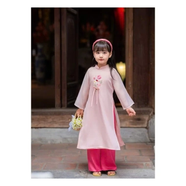 Áo dài bé gái 3 bộ (áo+quần+xược) thêu hoa cách tân Tết - Hanna 9-32kg 139k