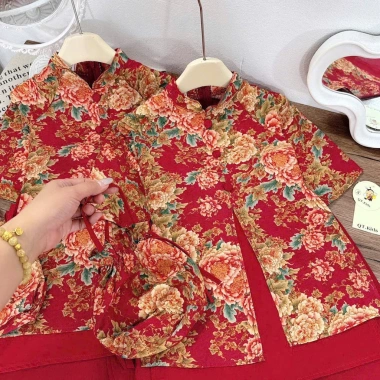 Áo Dài Bé Gái 4 Tà Hoa Mẫu Đơn, Túi Vải + Cài Ngọc Xinh – 209.000 VND 7