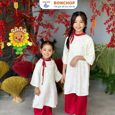 Áo Dài Bé Gái Cổ Tròn Cách Điệu Gấm Hà Đông Nơ Đỏ Size 11‑48kg – 207.500 VNĐ BONCHOP
