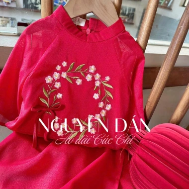 Áo dài bé gái Cúc Chi thêu hoa Tết xinh xắn - Dịu dàng, chuẩn truyền thống, phong cách lễ hội, thiết kế đẹp mắt, chỉ 349.000₫ 2