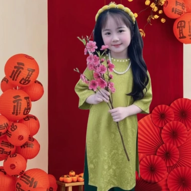 Áo dài bé gái tay lỡ đính nơ, quần lụa mềm mát 9-38kg, tặng chuối + phụ kiện tóc 7