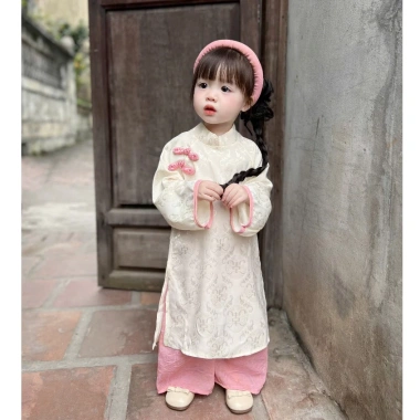 Áo dài bé gái Tết 2.026 gấm lụa cao cấp, hoa cài ngực, tặng bờm, chỉ 199k 6