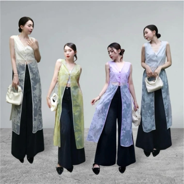 Áo Dài Cách Tân 3 Tà Tơ Ép Nhung - Thiết Kế AU.Design Cột Nơ Eo, Phong Cách Đường Phố, Giá 241.500₫ (Giảm Từ 311.535₫) 3 Áo Dài Cách Tân 3 Tà Tơ Ép Nhung - Thiết Kế AU.Design Cột Nơ Eo, Phong Cách Đường Phố, Giá 241.500₫ (Giảm Từ 311.535₫) 3
