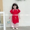Áo dài cách tân bé gái gấm nhẹ đính nơ đỏ, tay bồng duyên dáng – BE KIDS OH22, giảm giá 238.700₫ 3