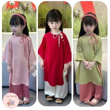 Áo Dài Cách Tân Bé Gái Ngọc Trai Đính Nơ - Tặng Bờm, Giá Ưu Đãi 230.000₫