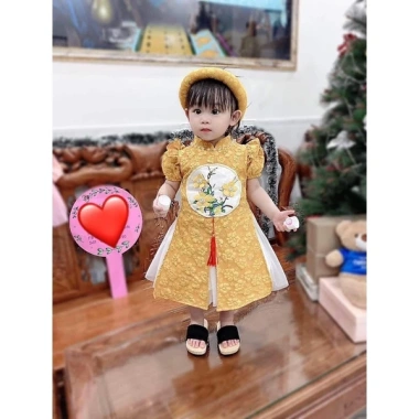 Áo dài cách tân kèm mận bé gái - Thiết kế tinh tế, giảm giá 21% chỉ 89.000₫ 2
