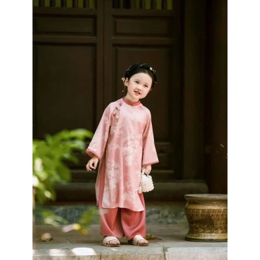 Áo dài cách tân mẹ bé gái hồng Uyển Nguyệt AD053 - vải gấm 2 tà mềm mịn, giá ưu đãi 215.000₫