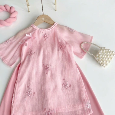 Áo dài cách tân tơ thêu hồng RIOKIDS cho bé gái 4-28kg Lễ Tết du Xuân chụp hình AD36 giá 229k 3